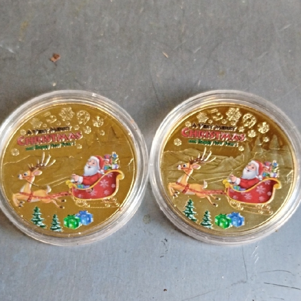 Golden Christmas Coins with Santa Design(Mint Condition)